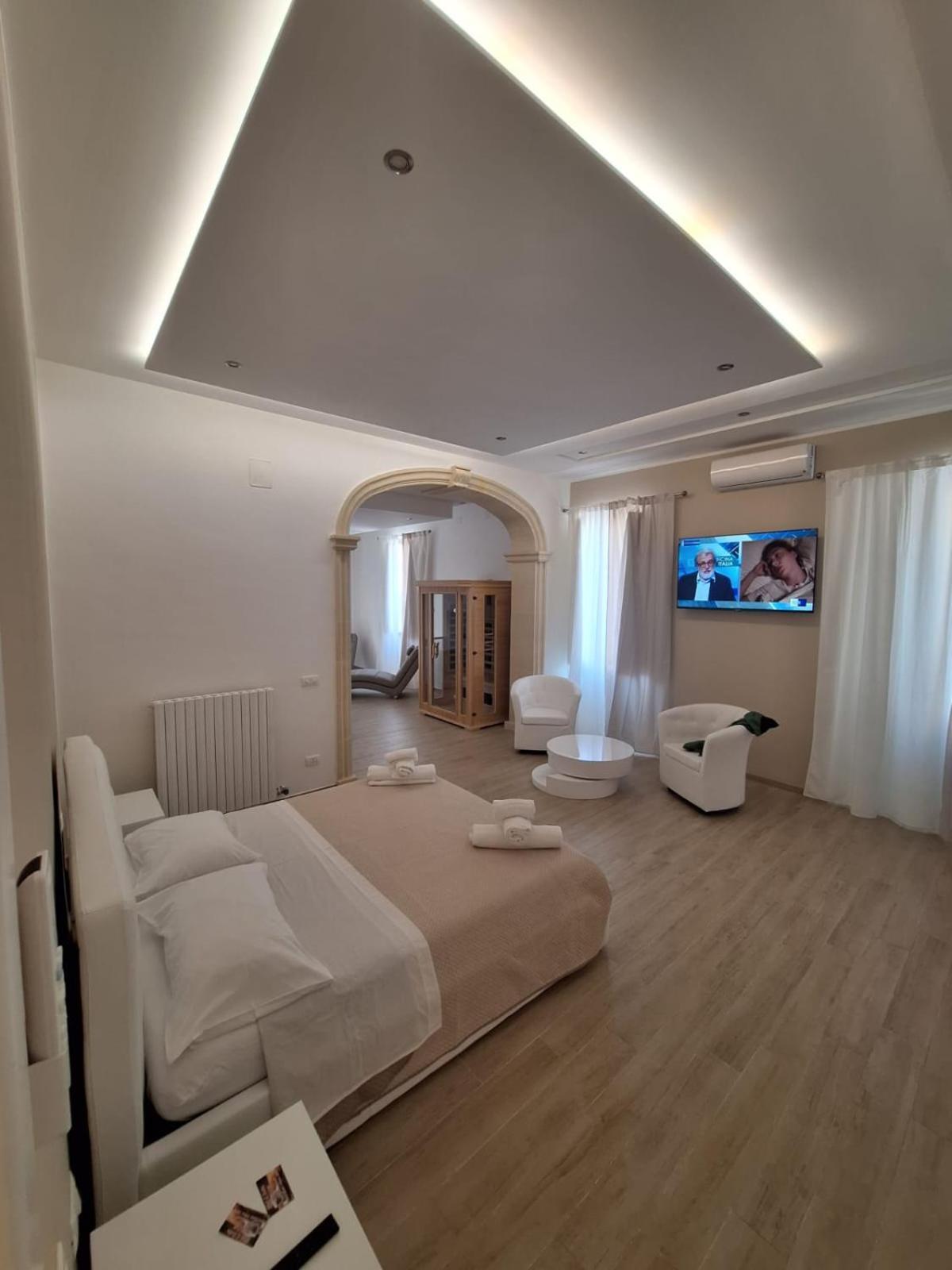 Bed E Suite Domar Brindisi Exterior foto